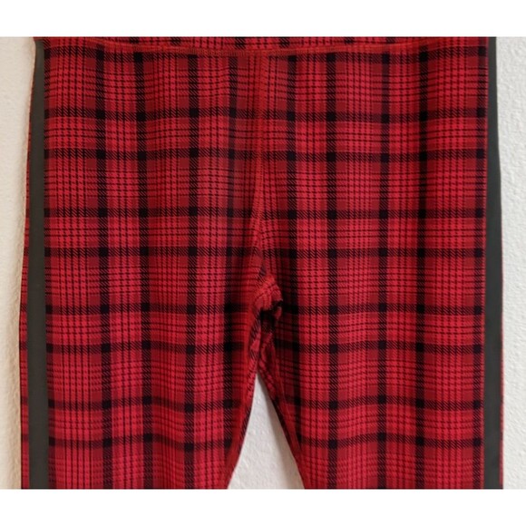 NEW! Wmn's ALO Occasion Buffalo Plaid Leggings in Scarlett Red w/Side Stripe M - Picture 7 of 16